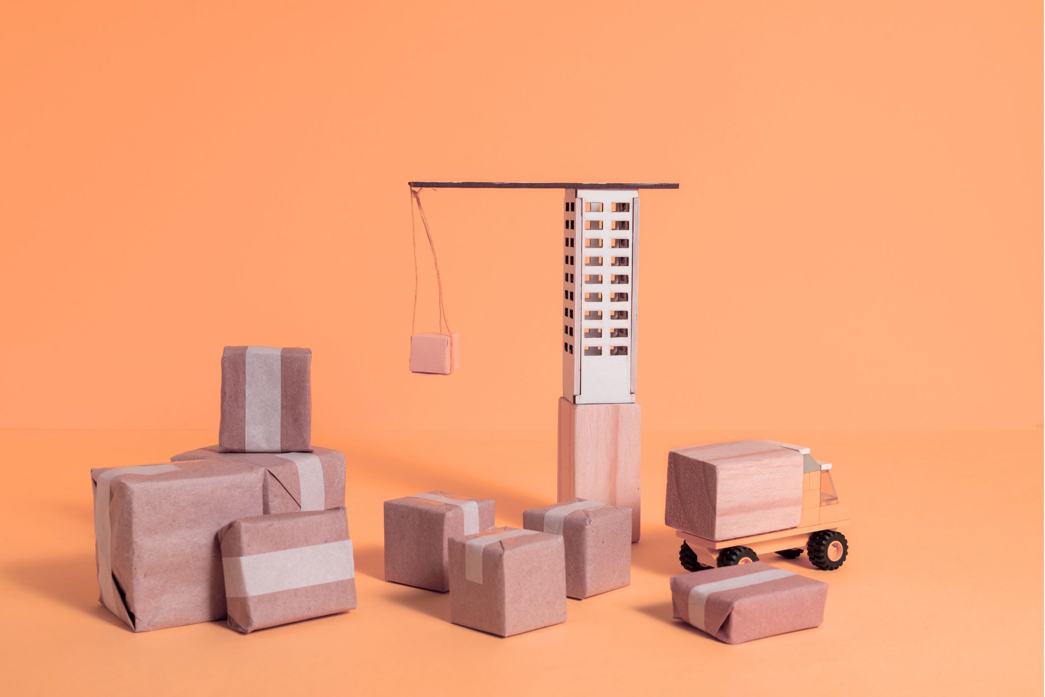 المواد القابلة للتخزين أم المواد الخدمية